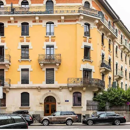 Superbe Contemporain Centre De Appartement Genève